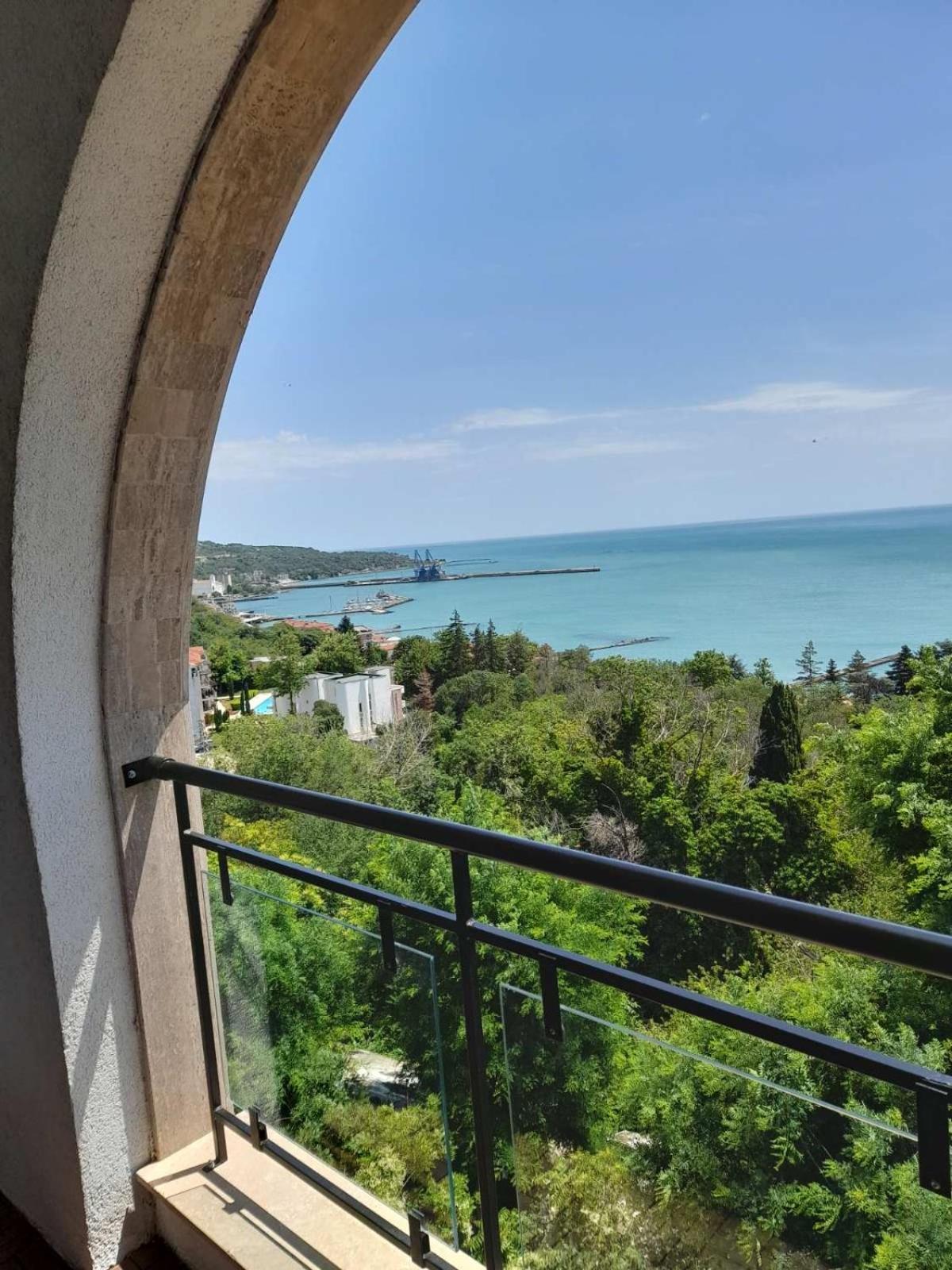Queen'S Garden Balchik Apartment Екстер'єр фото
