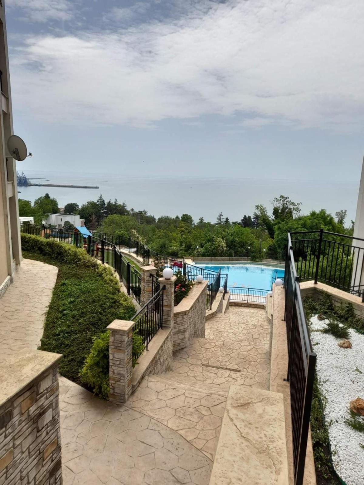 Queen'S Garden Balchik Apartment Екстер'єр фото